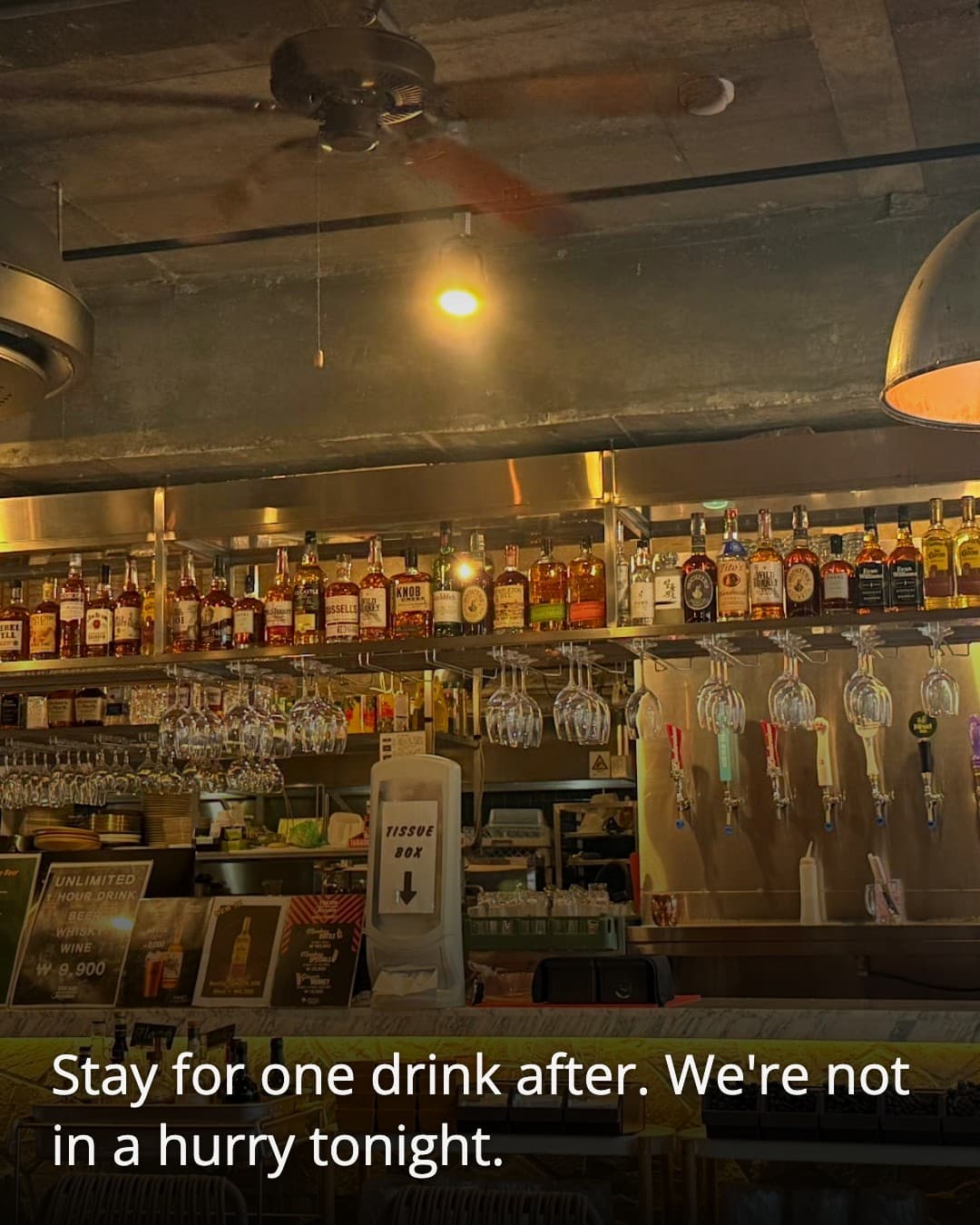 The 100(Baek) Terrace bar counter