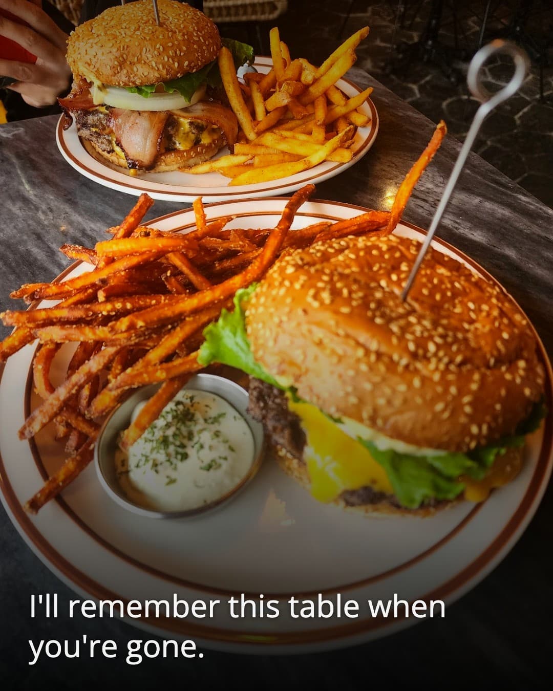 The 100(Baek) Terrace shared table