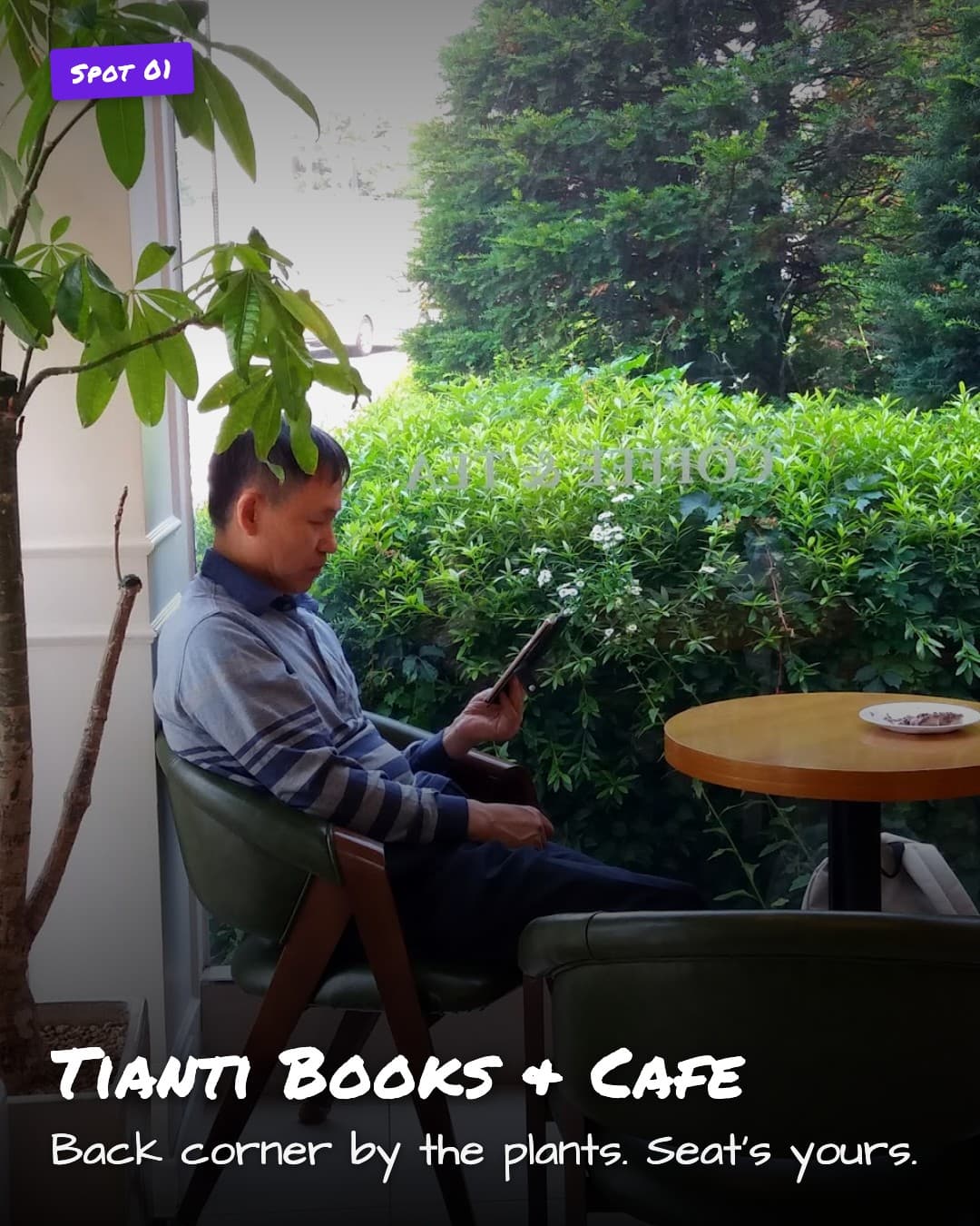 Tianti Books & Cafe corner seat