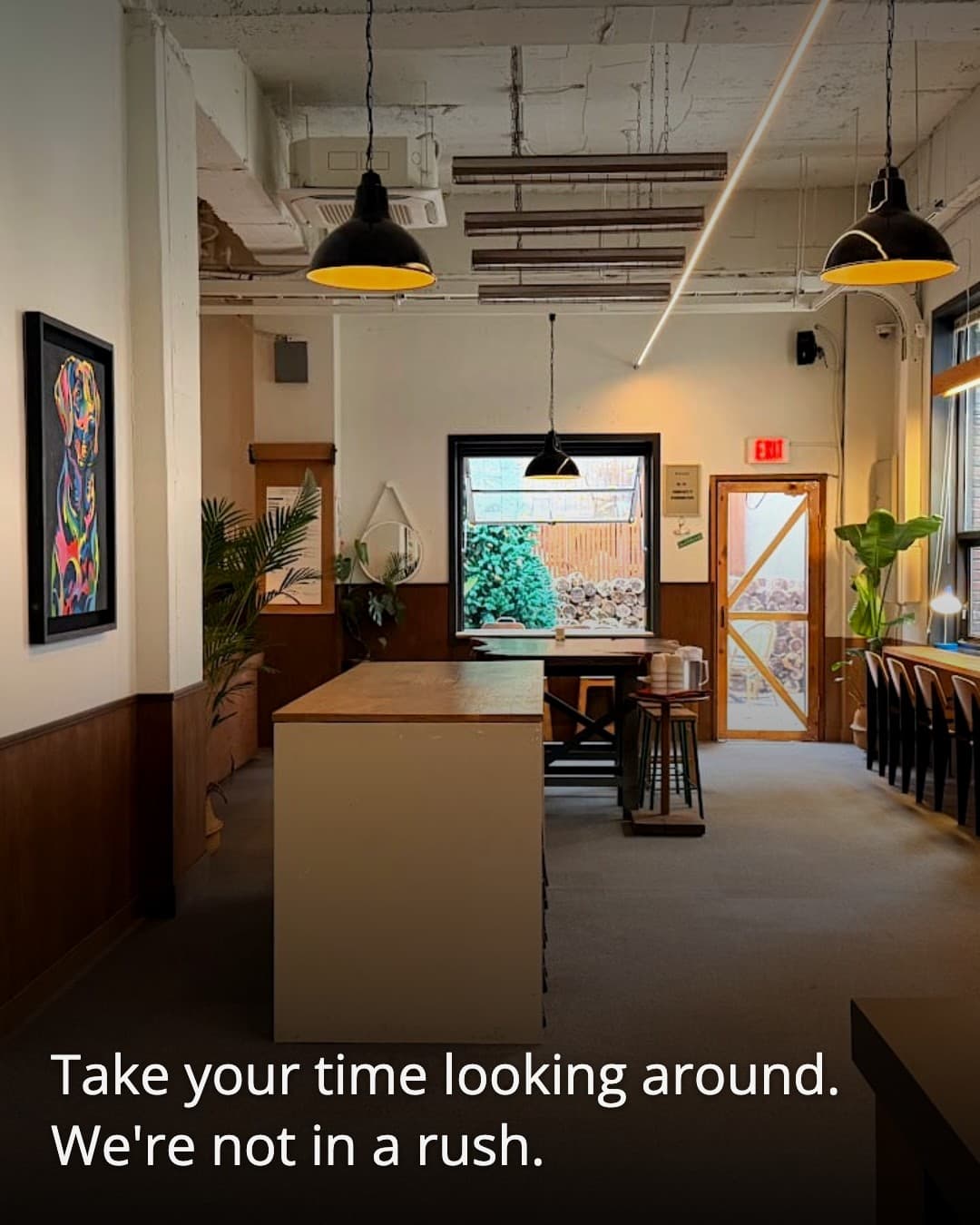 Cafe Sumokumto, hallway to garden