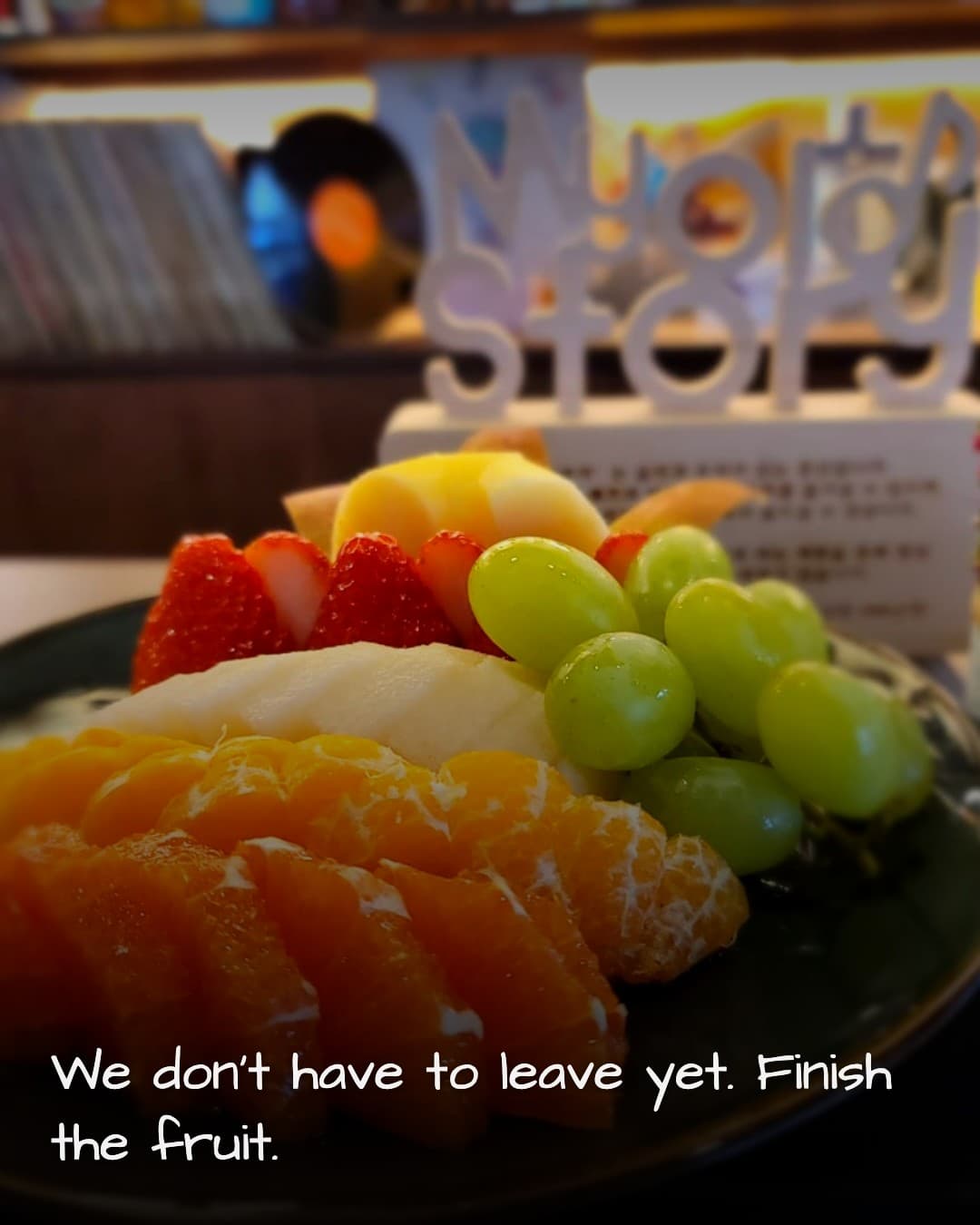 Bomnal Naui Yennal Iyagi fruit plate