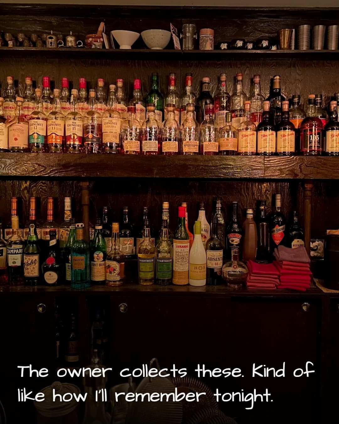 Bar tailor bottle shelf